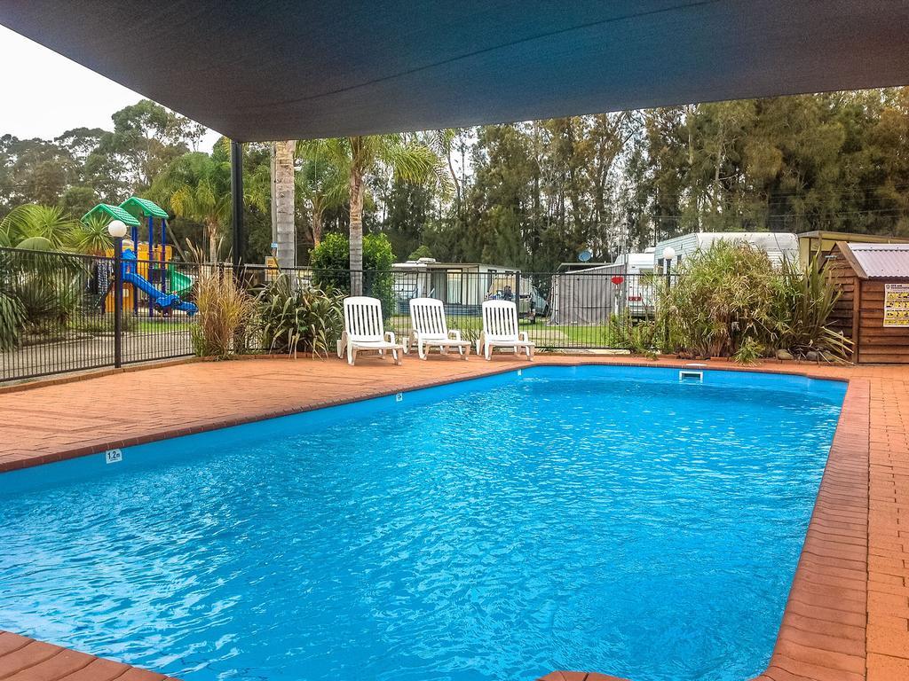 Caseys Beach Holiday Park Sunshine Bay Extérieur photo