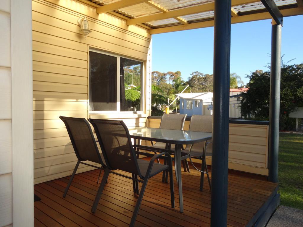 Caseys Beach Holiday Park Sunshine Bay Extérieur photo
