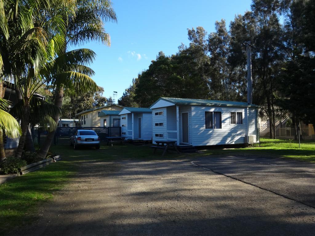 Caseys Beach Holiday Park Sunshine Bay Extérieur photo